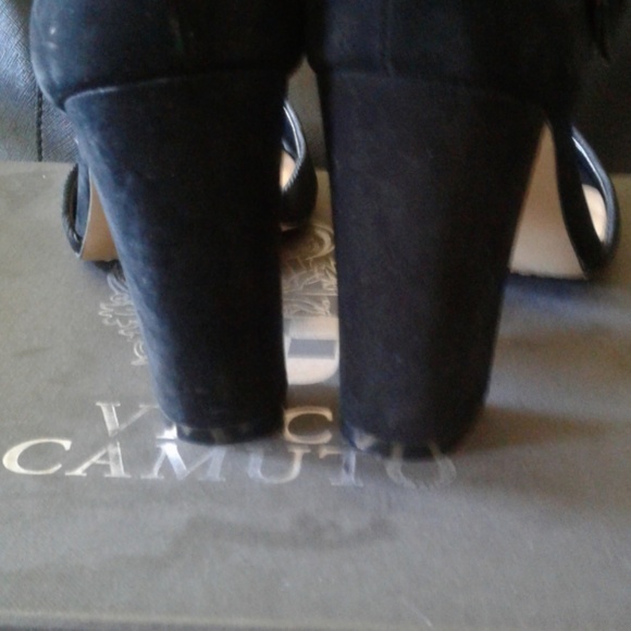 VINCE CAMUTO - Picture 5 of 6